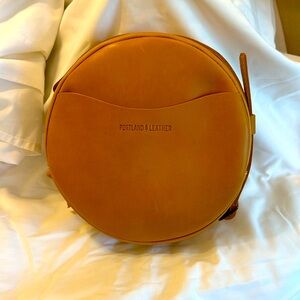 Brand New Portland Leather Sunflower Large Circle